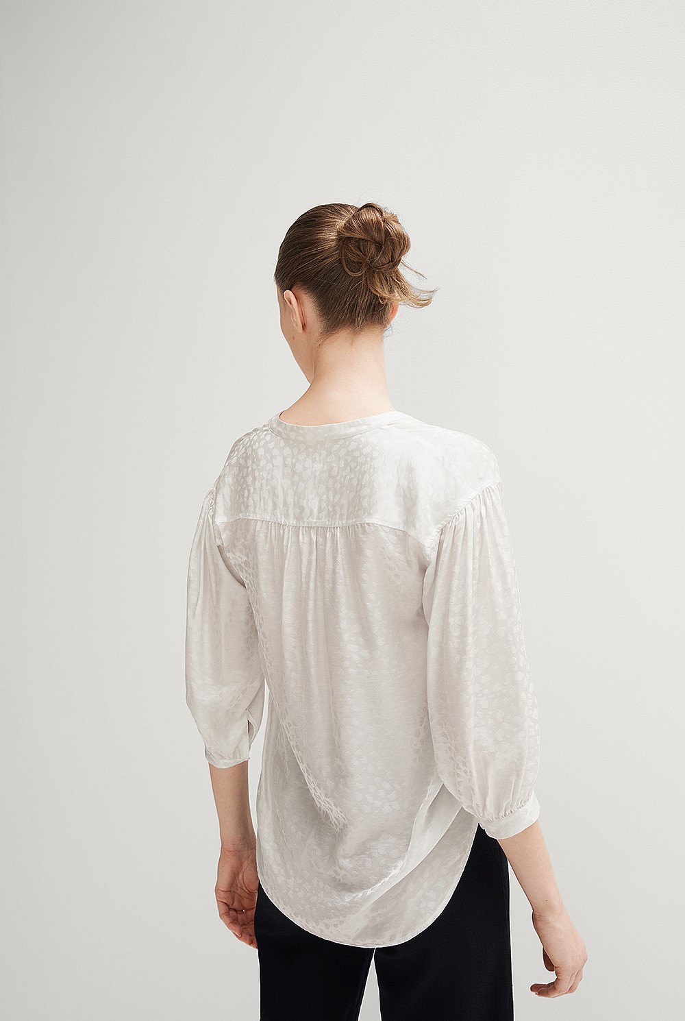 White Ocelot Jacquard Vent Neck Blouse - WOMEN Shirts | Trenery
