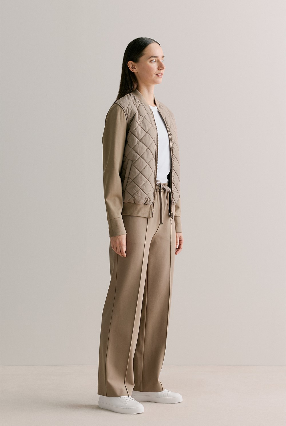 Clove Ponte Pintuck Jogger Pant - WOMEN Pants | Trenery