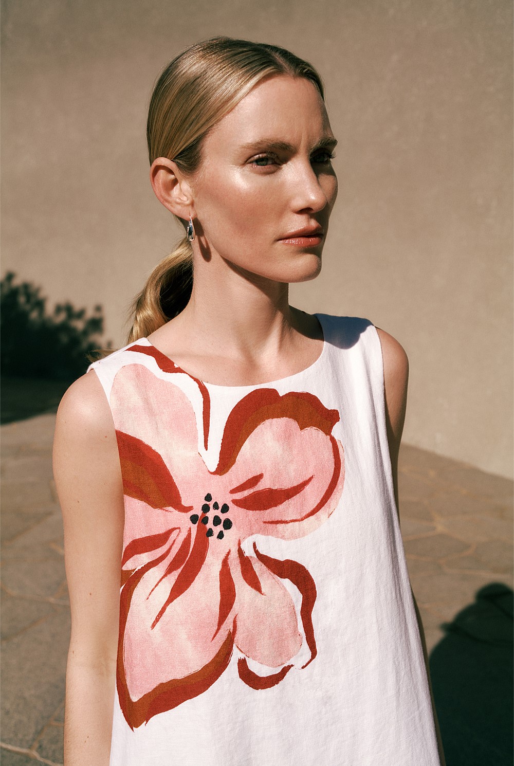 White Peony Linen Sleeveless Column Dress - WOMEN Dresses | Trenery