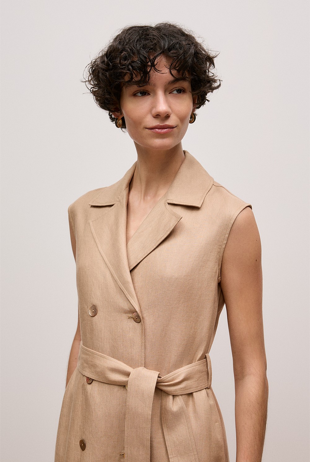 Light Camel Linen Twill Sleeveless Trench Dress - WOMEN Dresses | Trenery